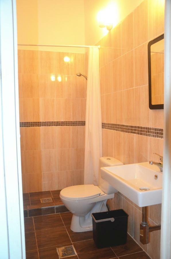 No. 11 Apartment With 2 Bathrooms Next To Railway Station 布达佩斯 外观 照片